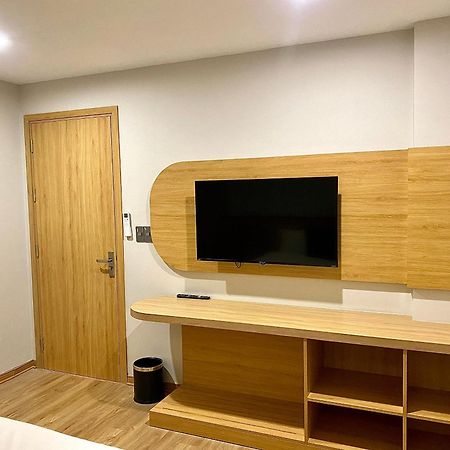 Milash Boutique Hotel Ha Long Exteriör bild