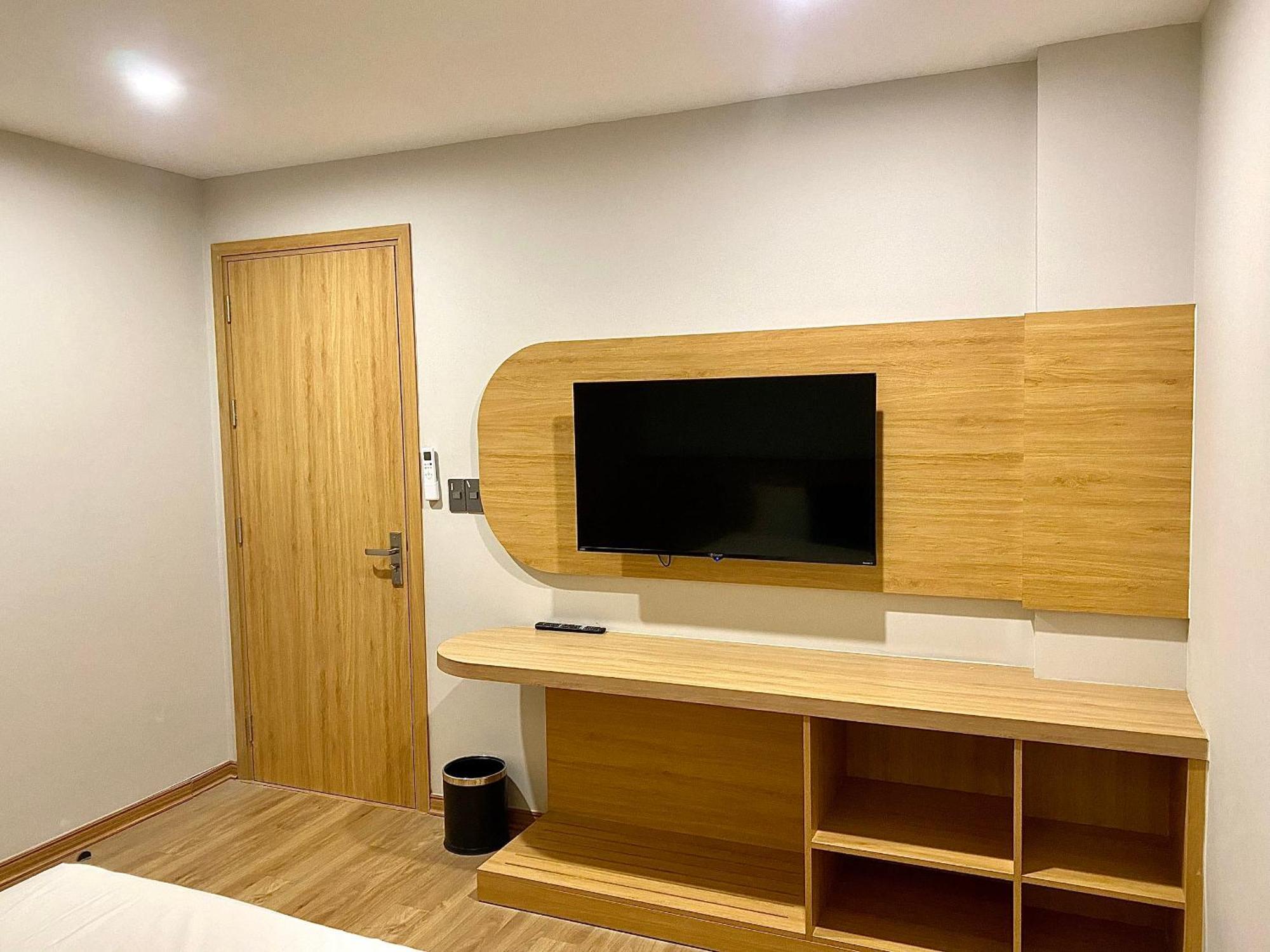 Milash Boutique Hotel Ha Long Exteriör bild